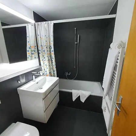 Casa Fadail Seura 11